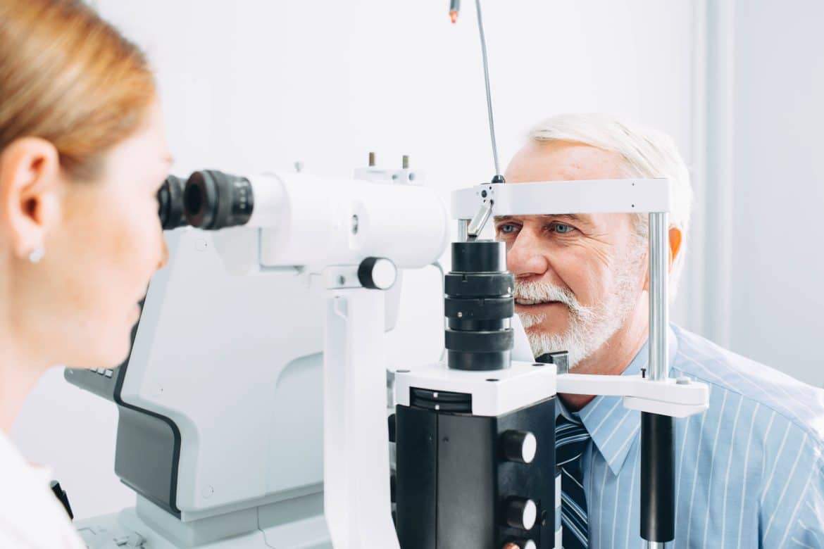 4 Reasons to Put an Eye Exam on Your New Year’s Resolution List